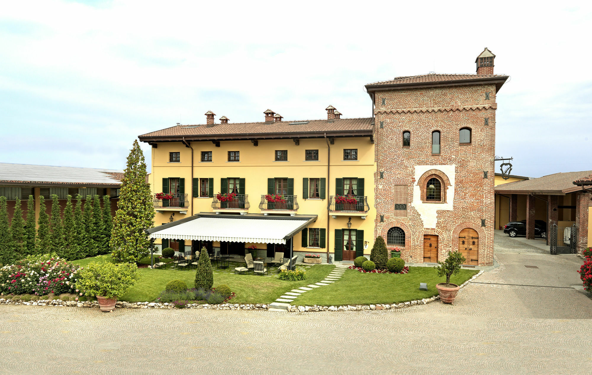 La Torre Dei Canonici Lumellogno Bagian luar foto